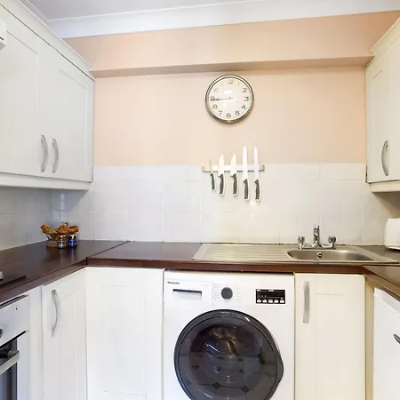 Drury Court Hotel 3*