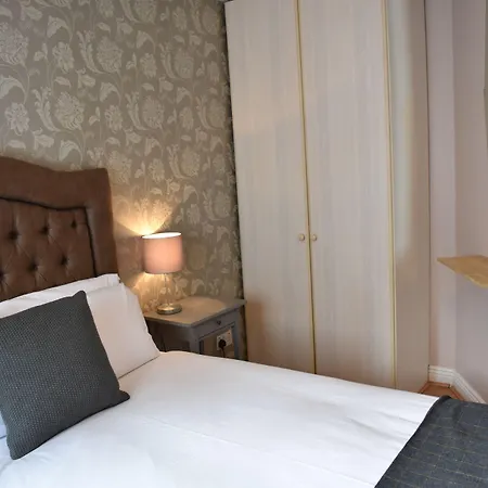 特鲁里科特酒店 3*