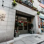 Drury Court Hotel 3*