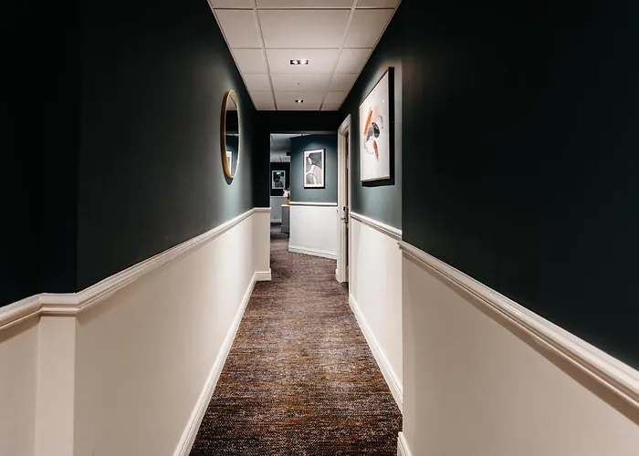Drury Court Otel 3*